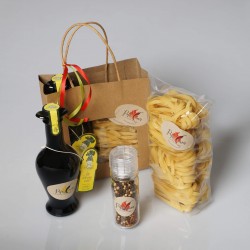 Gourmet Geschenkset "Pepe" – Handgemachte Pasta, Olivenöl & Mühle
