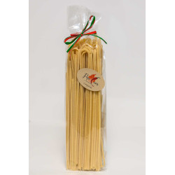 Geschenkset "Wine & Dine" - 1x Rotwein Inaco oder Montessu 0,75l, Peperoncini in Öl 110ml, Tagliatelle 400g